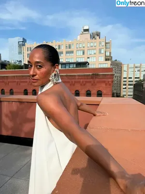 Tracee Ellis Ross / traceeellisross nude photo #0434
