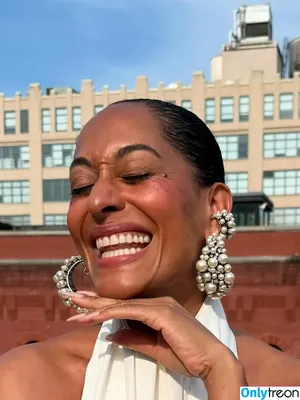 Tracee Ellis Ross / traceeellisross nude photo #0437