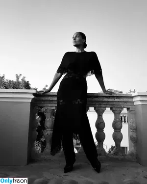 Tracee Ellis Ross / traceeellisross nude photo #0479