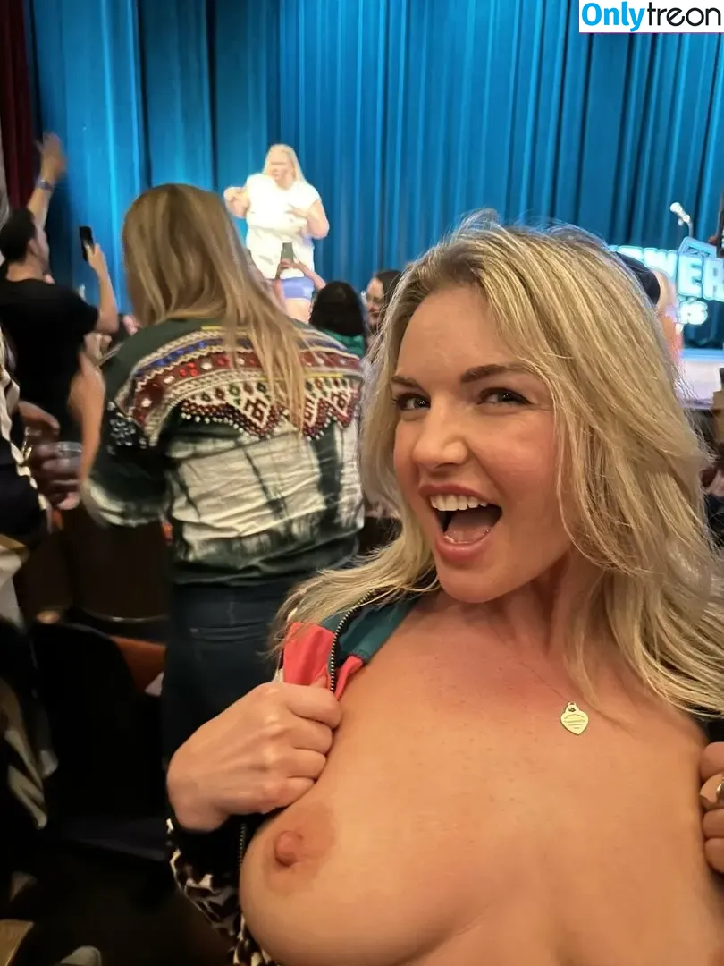 trailertrashtammy nude photo #0020 (trailertrashtammyy)