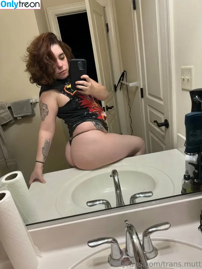 trans.mutt nude photo #0019 (shark.mutt)