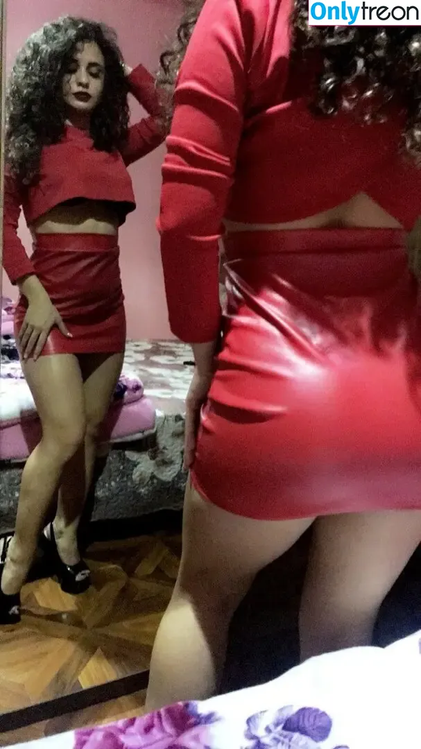 Transylvania nude photo #0005 (Erdély / transylvaniauniversity)