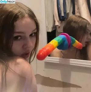 trashydumbwhore / yrakillthemall nude photo #0033