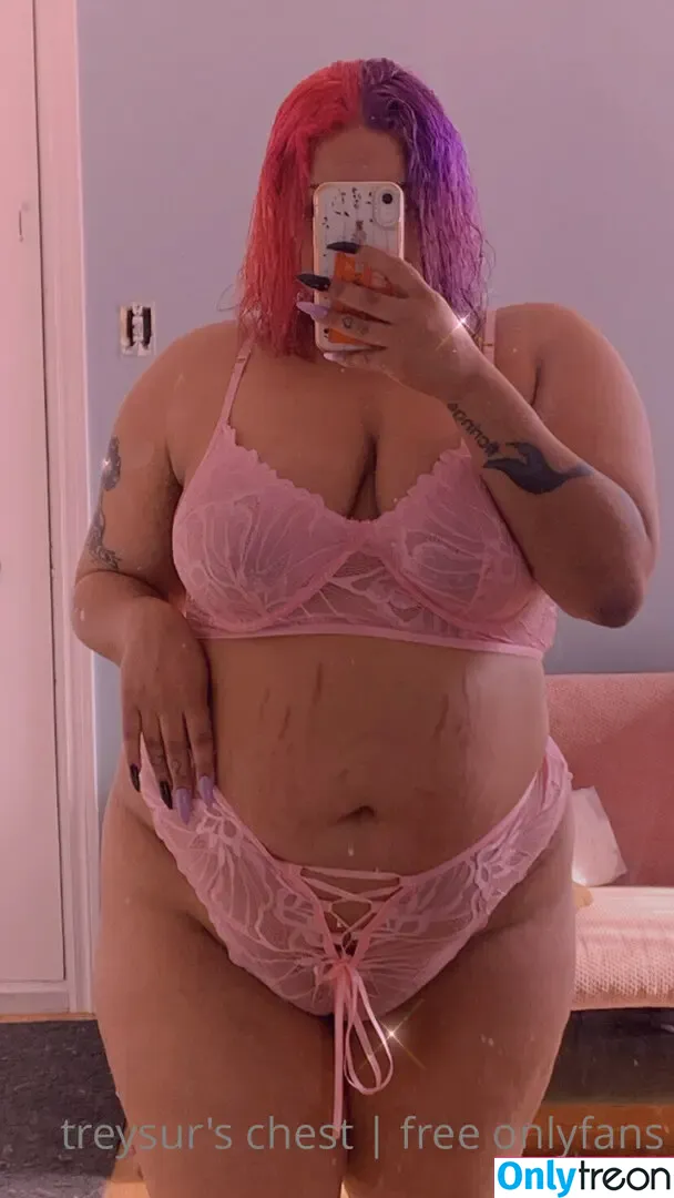 treysurschest nude photo #0066 (treysurschest)