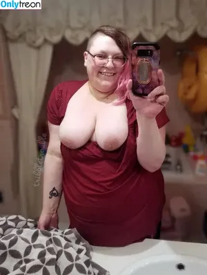  nude photo #0004