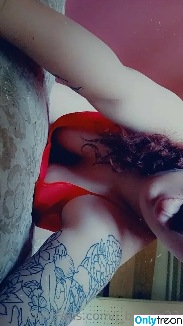 trichome_skye nude photo #0033 (skylar_kaye)