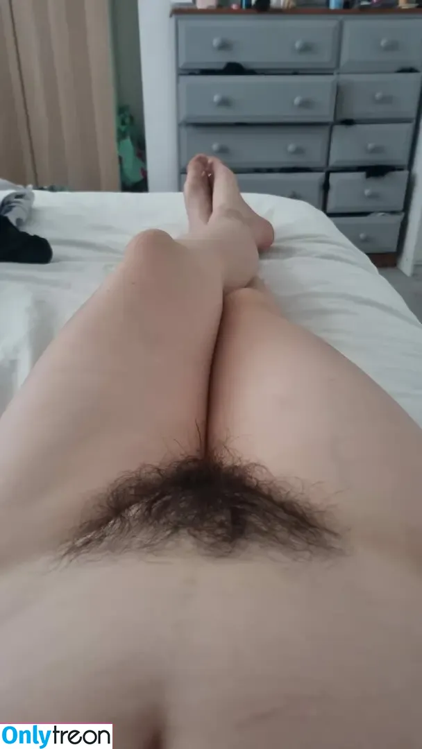 Trimalchio87 nude photo #1063 (Bee)