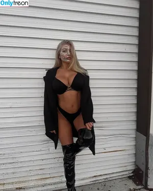Trinity Raine / trinityy.raine / trinityyr nude photo #0070