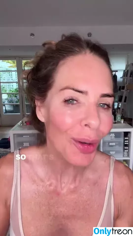 Trinny Woodall nude photo #0146 (trinnywoodall)