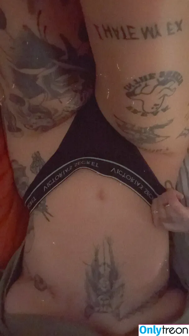 trippylyd nude photo #0009 (trippylyd)