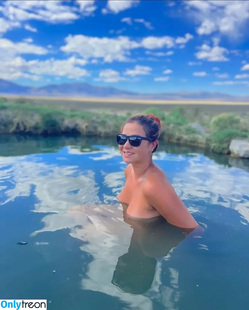 trips.with.tiffanie nude photo #0038 (tiffanytravelswell)