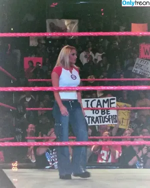 Trish Stratus / trishstratuscom nude photo #1668