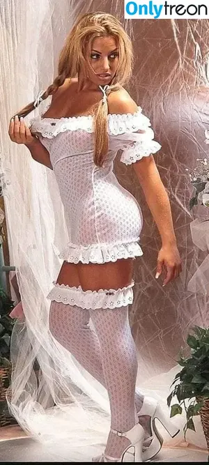 Trish Stratus / trishstratuscom nude photo #1669