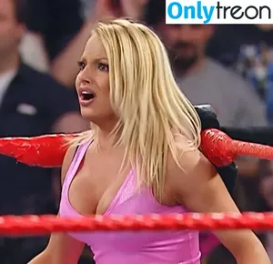 Trish Stratus / trishstratuscom nude photo #1806