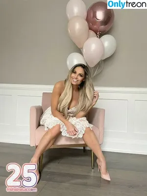 Trish Stratus / trishstratuscom nude photo #1831