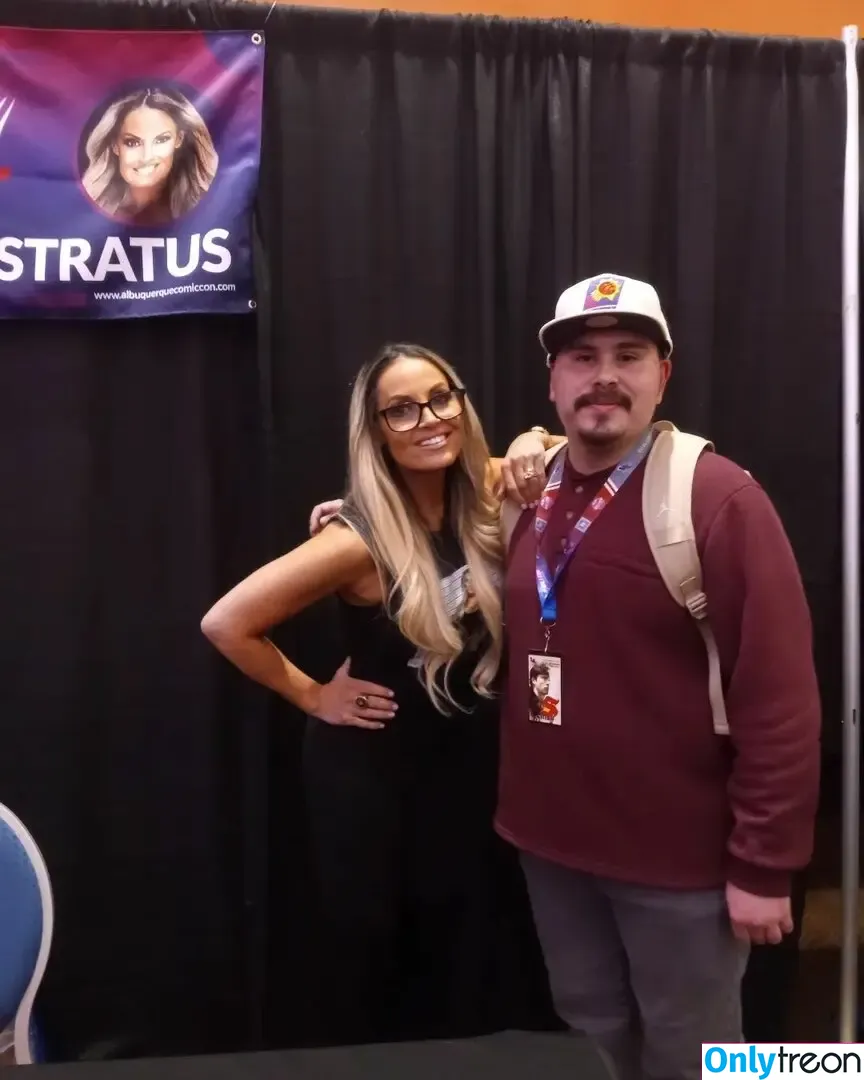 Trish Stratus nude photo #1481 (trishstratuscom)
