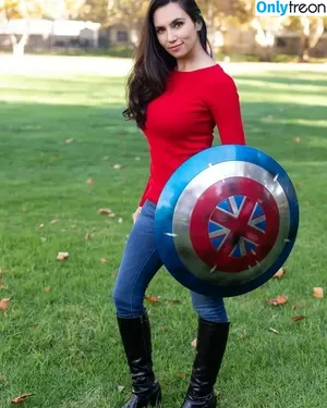 Trisha Hershberger / thatgrltrish nude photo #0027