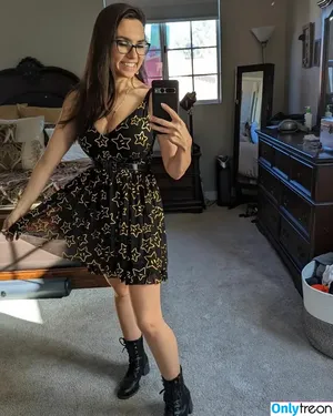 Trisha Hershberger / thatgrltrish nude photo #0200