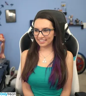 Trisha Hershberger / thatgrltrish nude photo #0244