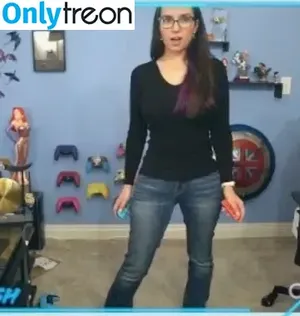 Trisha Hershberger / thatgrltrish nude photo #0278