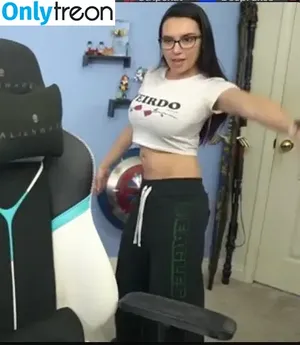 Trisha Hershberger / thatgrltrish nude photo #0283
