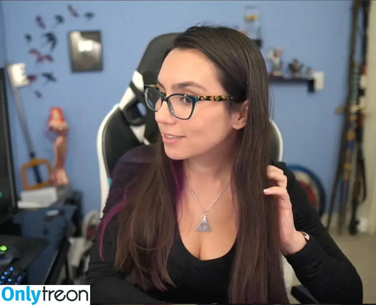 Trisha Hershberger nude photo #0242 (thatgrltrish)
