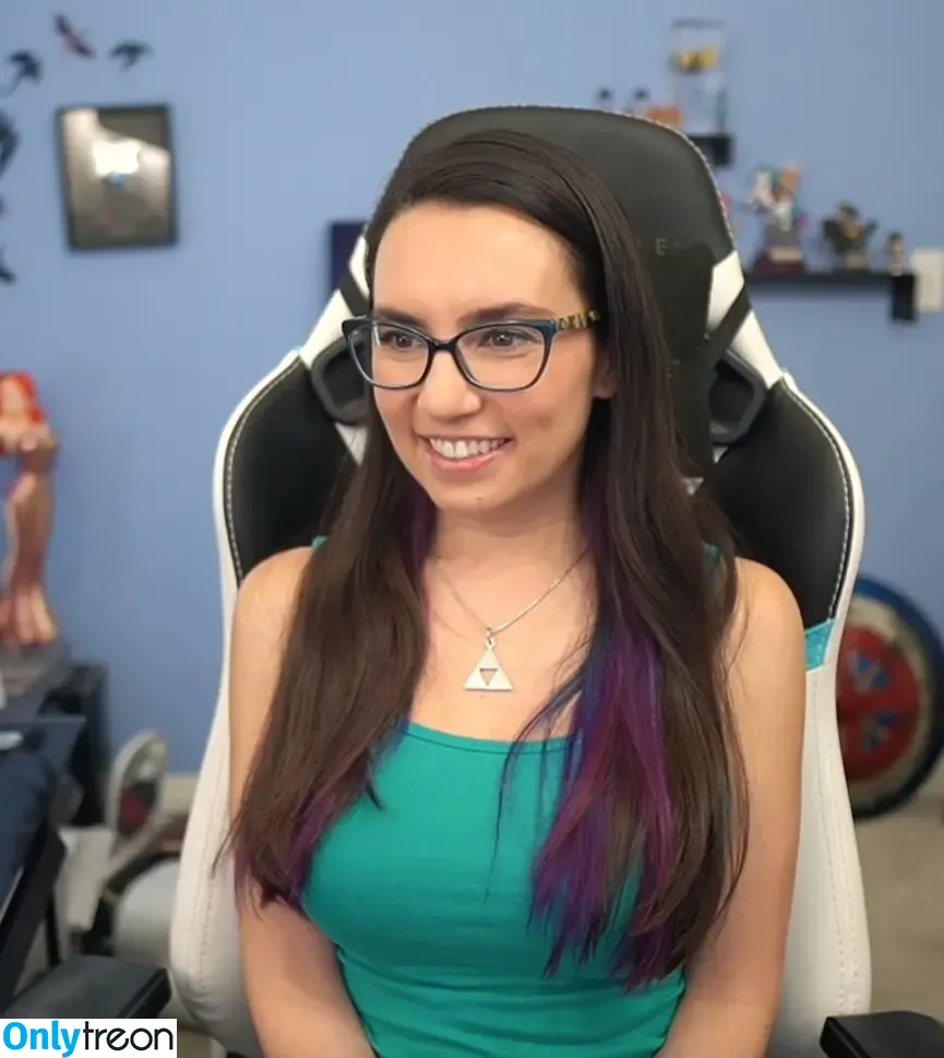 Trisha Hershberger nude photo #0244 (thatgrltrish)