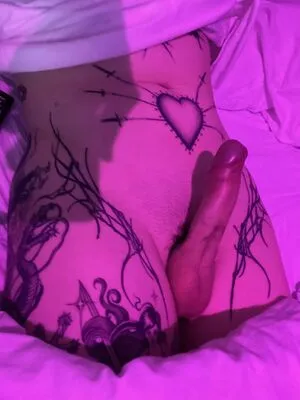 Triss808 / Dankengine18 / trissbb nude photo #0068
