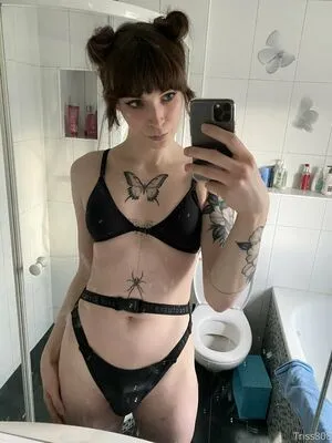Triss808 / Dankengine18 / trissbb nude photo #0177