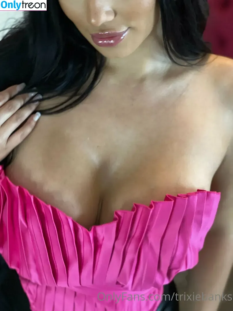 Trixie Banks nude photo #0089 (trixiebanks / trixiekiwibanks)