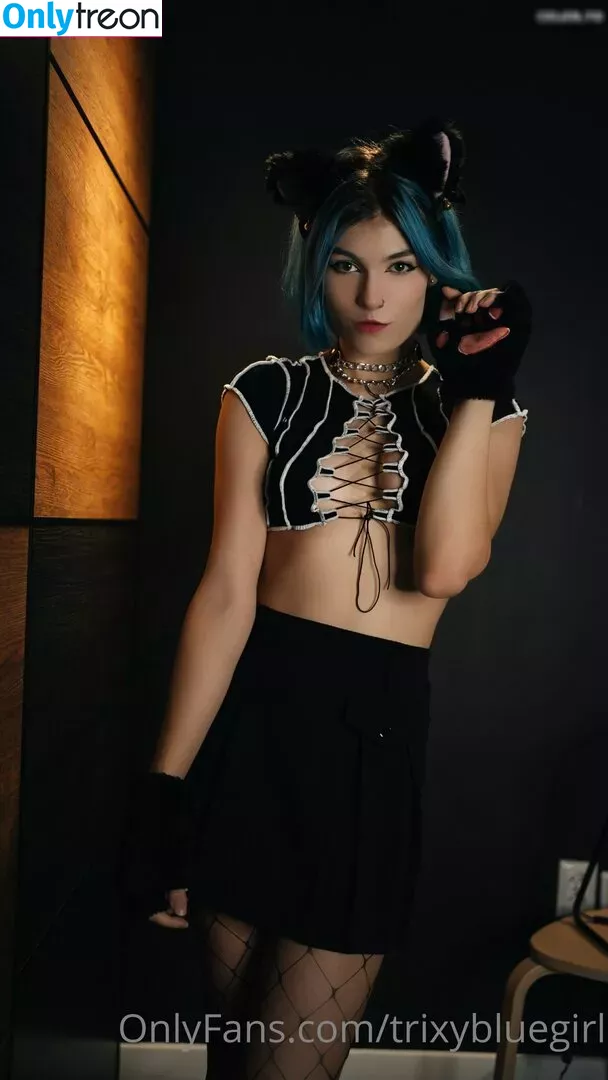 TrixyBlue nude photo #0082 (TrixyBlueGirl)