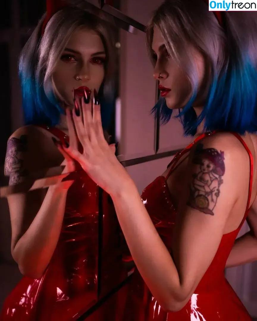 Trixybluegirl nude photo #0010 (trixyblue)