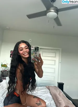 Tropicalkurls / morekurls nude photo #0031