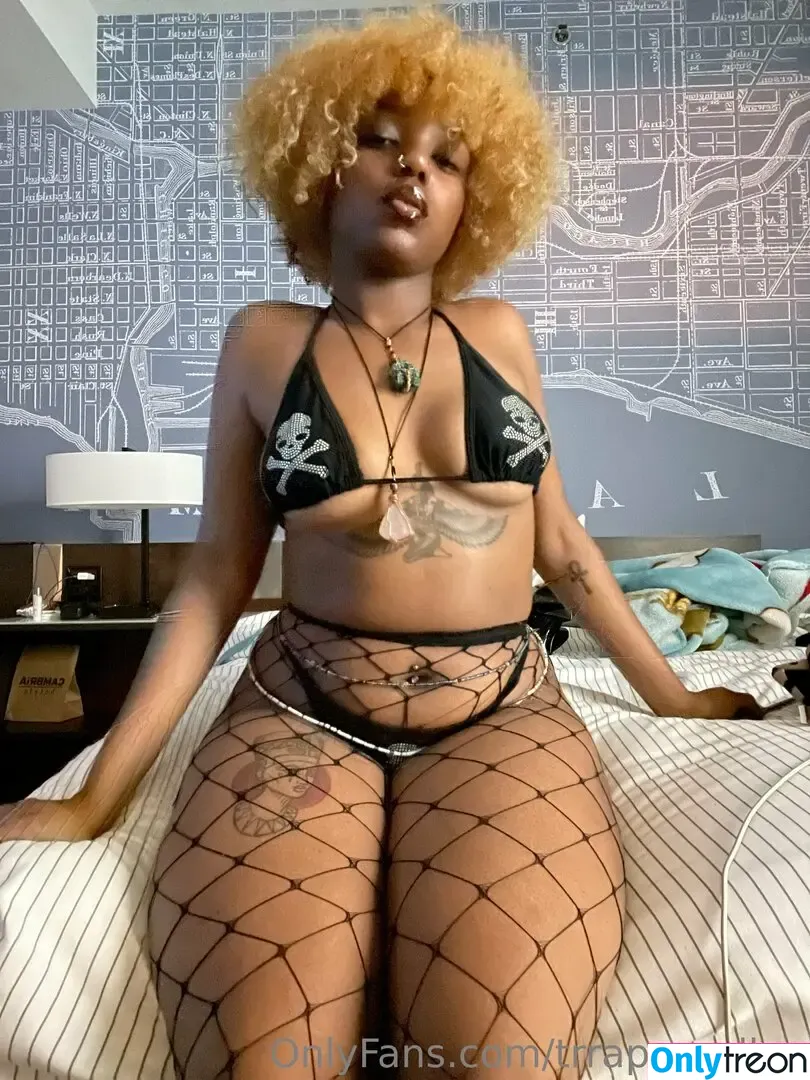 trrapperellaa nude photo #0013 (trrapperellaa)