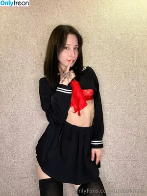 Trudarkness nude photo #0074