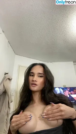  nude photo #0004