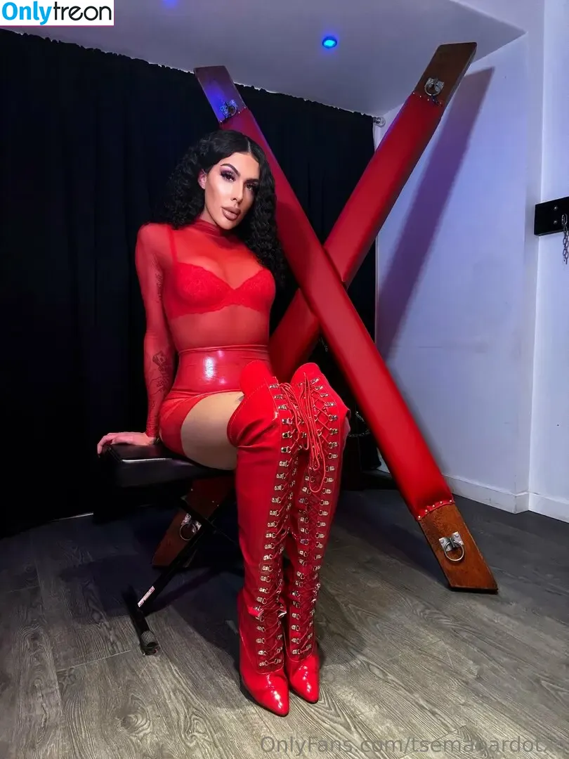 tsemabardotxo nude photo #0002 (tsemabardotxo)