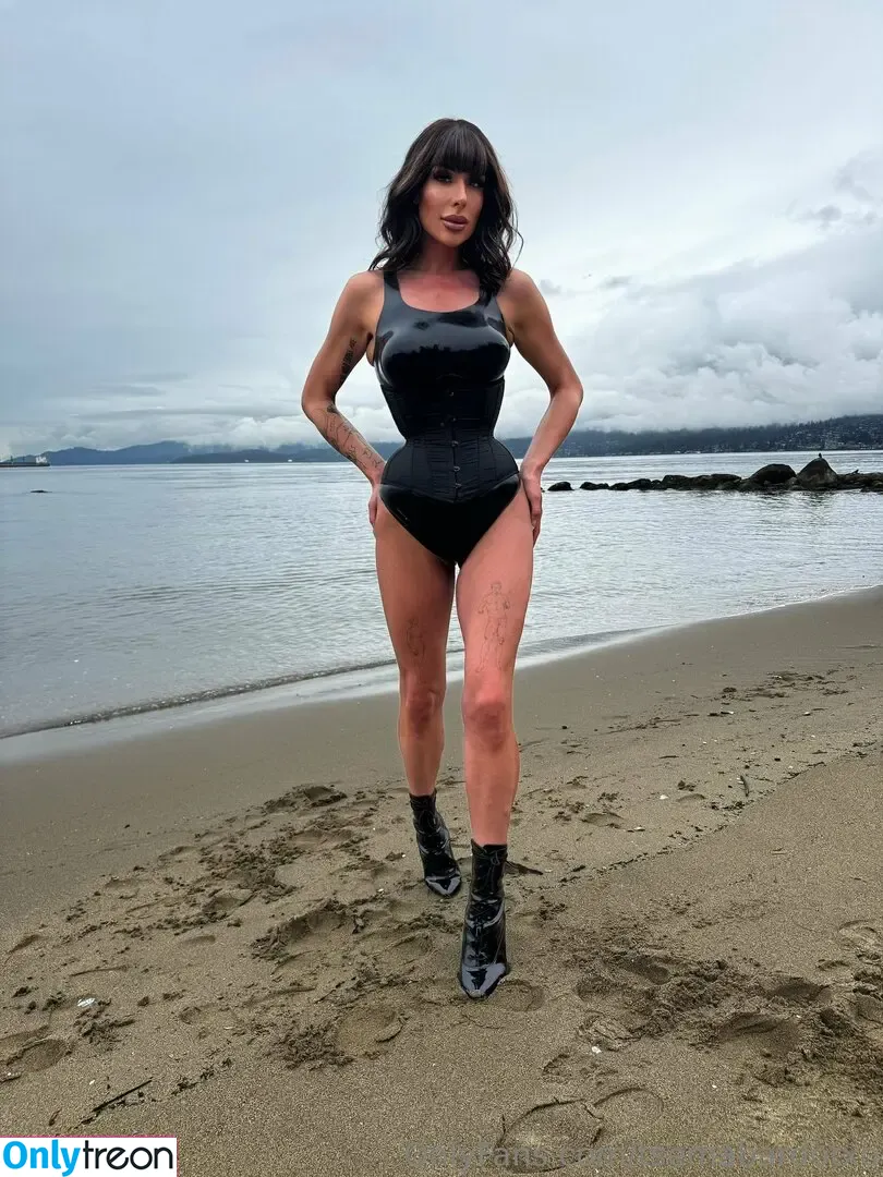 tsemabardotxo nude photo #0032 (tsemabardotxo)