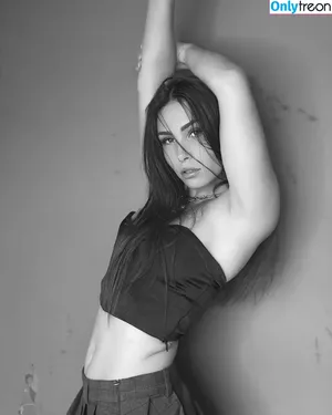 Tslanaxoxo / Yourlanatgirl / Yourlittlelana nude photo #0110