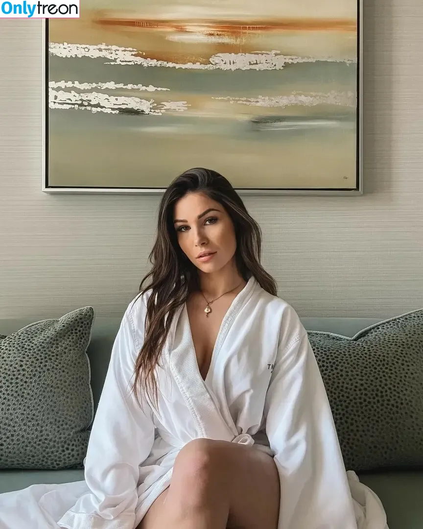 Tslanaxoxo nude photo #0106 (Yourlanatgirl / Yourlittlelana)