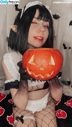 Tsunderebean / tsundere.bean nude photo #0444