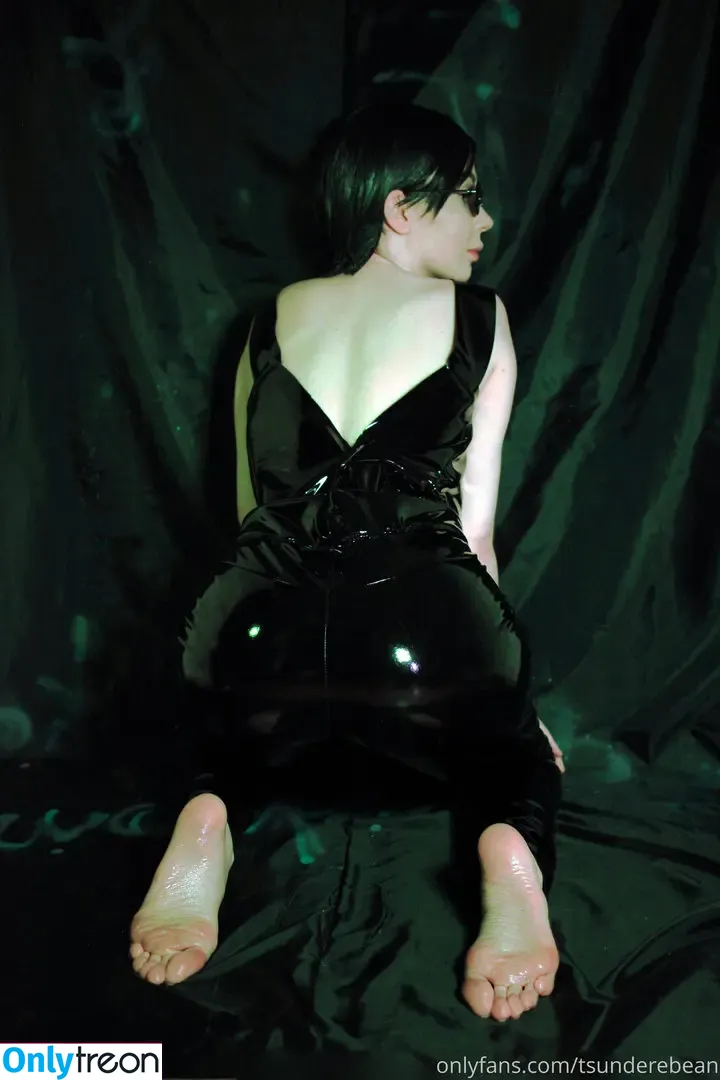 Tsunderebean nude photo #0086 (tsundere.bean)
