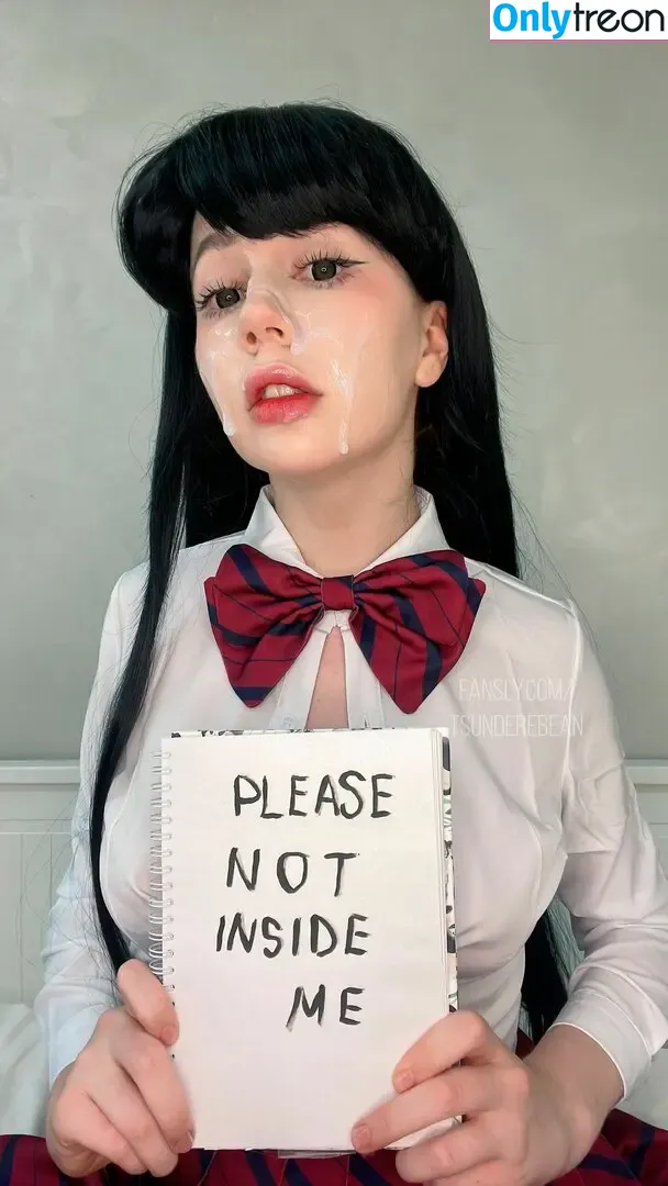 Tsunderebean nude photo #0624 (tsundere.bean)