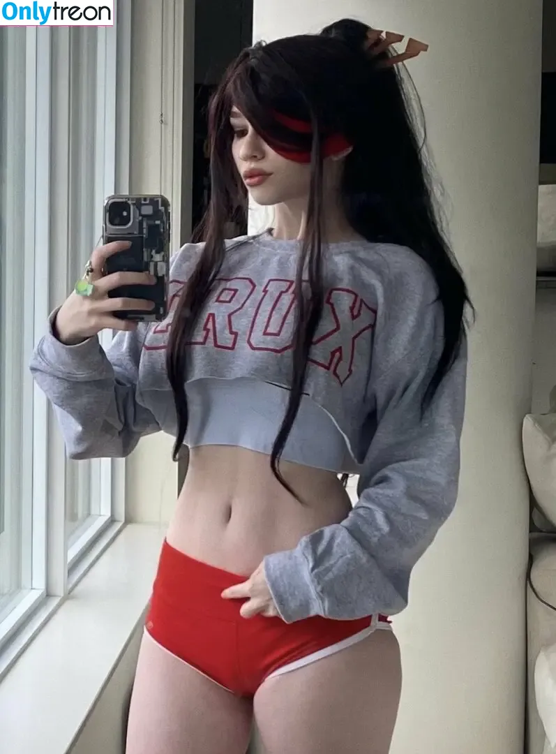 Tthotobot nude photo #0018 (Tthotobot)