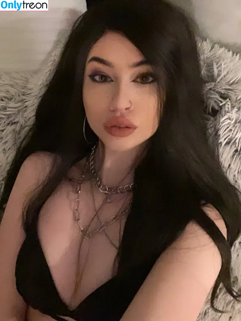 Tthotobot nude photo #0020 (Tthotobot)