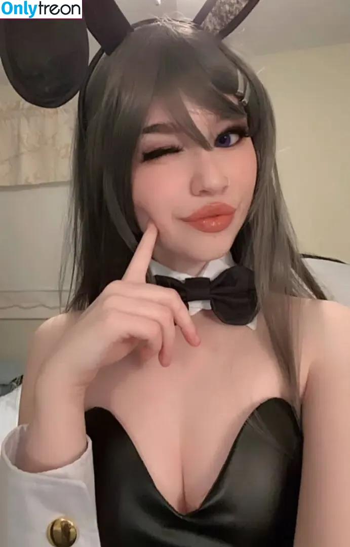 Tthotobot nude photo #0023 (Tthotobot)