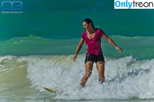 Tulsi Gabbard / tulsigabbard nude photo #0070