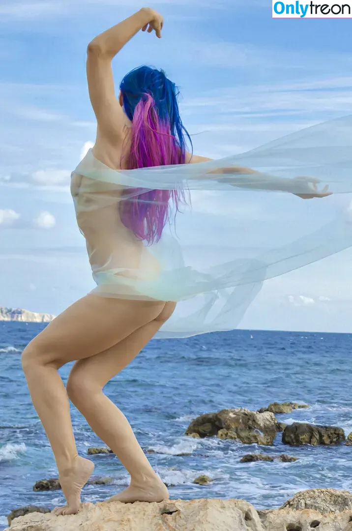 Tunaapari nude photo #0079 (Tuna Apari / Tuna Yuksel / onlytaz / tunaapari00)