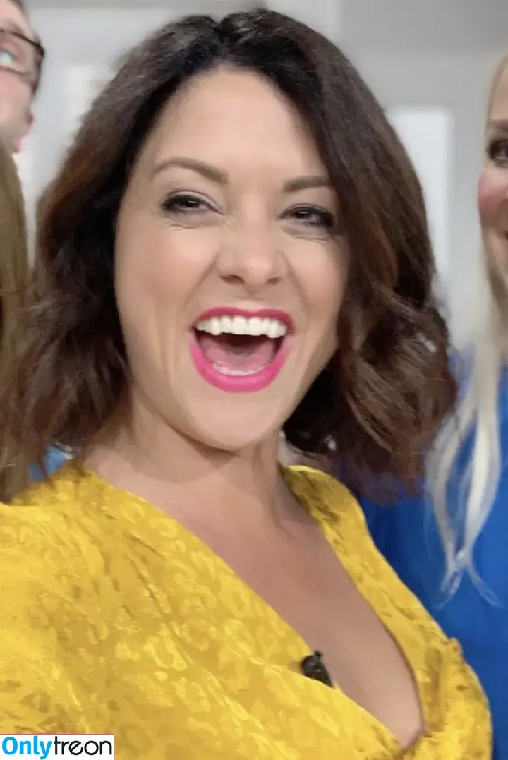 TV Shopping Presenters nude photo #0209 (ginagannon)