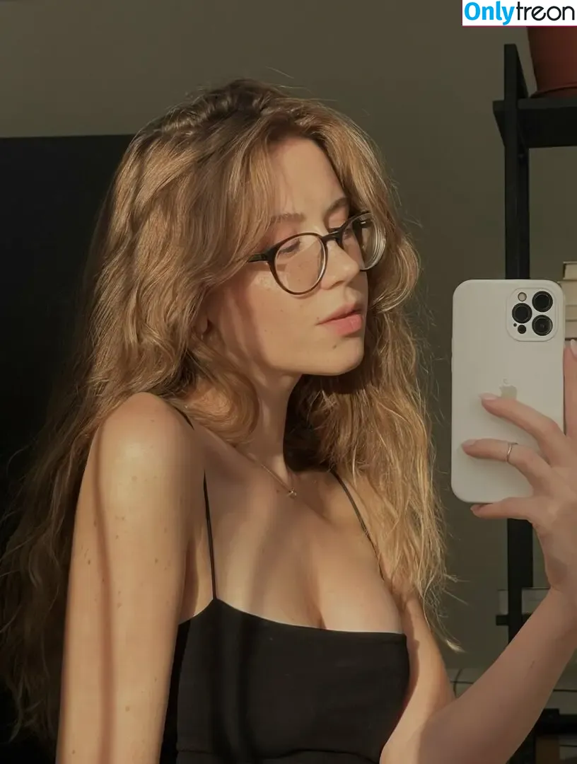 tvoya_uchilka nude photo #0006 (tvoya.uchilka / uchilka_nastya)